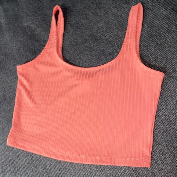 Long cover up style cardigan sweater and matching crop tank - Picture 5 of 5